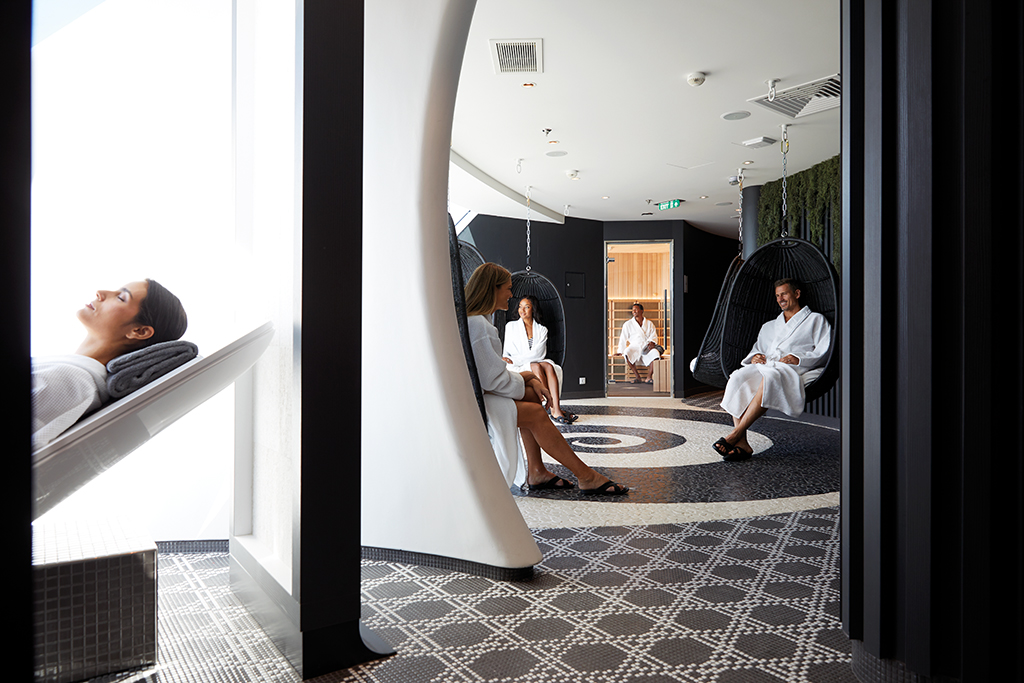 Celebrity Cruises - Celebrity Edge - Spa float.jpg